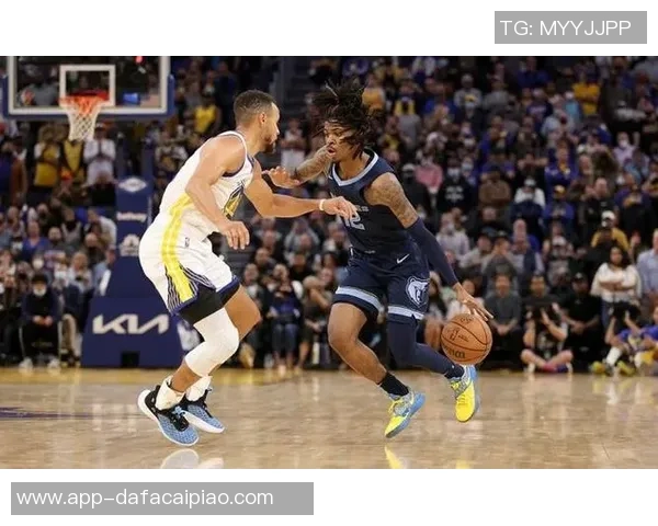 追梦激励库明加入选最佳防守阵容成功封锁莫兰特与哈登表现出色 追梦激励库明加入选最佳防守阵容成功封锁莫兰特与哈登表现出色