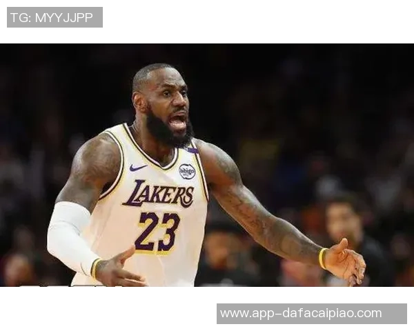 詹姆斯与裁判争执未受罚太阳博主引用规则质疑公正性